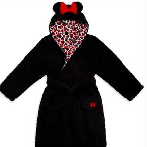 NWT Women’s Minnie Mouse Robe Size Large